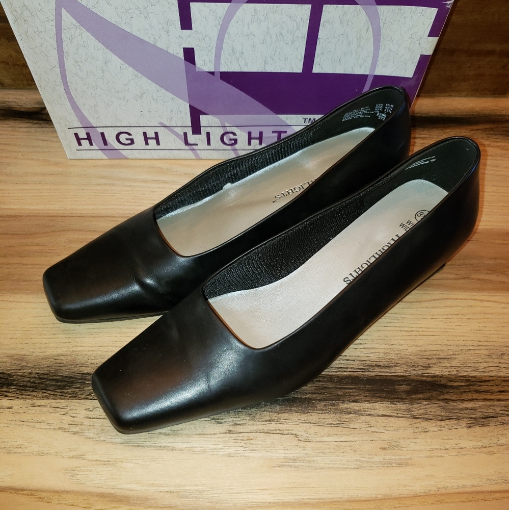 Highlights SZ 8.5 W.  BLACK Man Made
